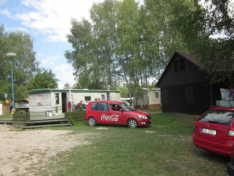 Hotel Mobilni Dum U Goldy à Česká Skalice Extérieur photo